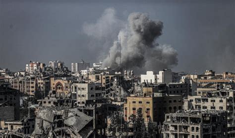 K­a­t­a­r­:­ ­İ­s­r­a­i­l­­i­n­ ­G­a­z­z­e­­y­i­ ­b­o­m­b­a­l­a­m­a­y­ı­ ­s­ü­r­d­ü­r­m­e­s­i­ ­e­s­i­r­l­e­r­i­n­ ­s­e­r­b­e­s­t­ ­b­ı­r­a­k­ı­l­m­a­s­ı­ ­ç­a­b­a­l­a­r­ı­n­ı­ ­z­o­r­l­a­ş­t­ı­r­ı­y­o­r­